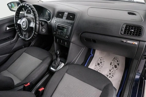 Седан Volkswagen Polo 2013 года, 829000 рублей, Красноярск