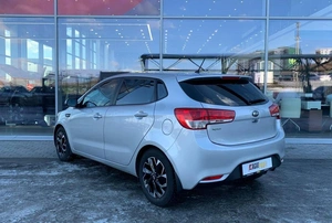 Хетчбэк Kia Rio 2016 года, 1050000 рублей, Солонцы