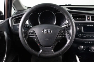 Хетчбэк Kia Ceed 2012 года, 1209000 рублей, Сургут