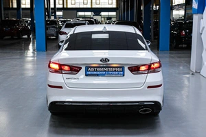Седан Kia Optima 2018 года, 1603000 рублей, Солонцы