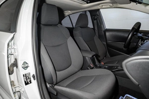 Седан Toyota Corolla 2020 года, 1890000 рублей, Ульяновск