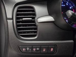 Седан Kia Rio 2020 года, 1079000 рублей, Красноярск