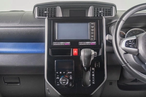 Хетчбэк Toyota Tank 2019 года, 1339000 рублей, Томск