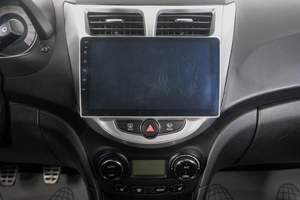 Седан Hyundai Solaris 2013 года, 759000 рублей, Кемерово