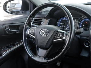 Седан Toyota Camry 2016 года, 2550000 рублей, Волгоград