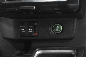 Минивэн Honda Stepwgn 2016 года, 1829000 рублей, Новокузнецк