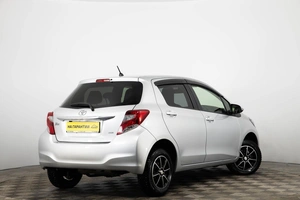 Хетчбэк Toyota Vitz 2016 года, 819000 рублей, Пермь