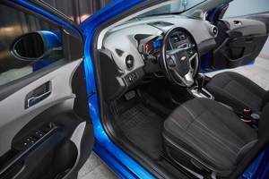 Седан Chevrolet Aveo 2013 года, 749000 рублей, Красноярск