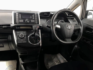 Минивэн Toyota Wish 2012 года, 1249000 рублей, Красноярск