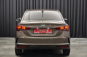 Седан Hyundai Solaris 2022 года, 1500000 рублей, Красноярск