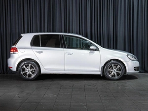 Хетчбэк Volkswagen Golf 2011 года, 929000 рублей, Волгоград