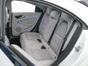 Седан Mercedes-benz CLA-класс 2014 года, 1630777 рублей, Москва