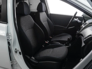 Седан Hyundai Solaris 2014 года, 969000 рублей, Тюмень