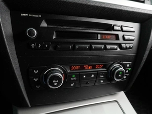 Седан BMW 3 серия 2011 года, 872000 рублей, Воронеж