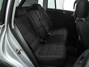 Внедорожник Volkswagen Tiguan 2011 года, 1064000 рублей, Воронеж