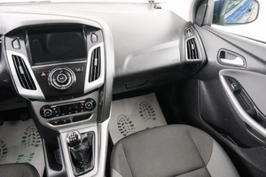 Седан Ford Focus 2012 года, 849000 рублей, Красноярск