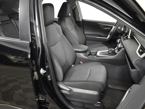 Внедорожник Toyota RAV4 2021 года, 3749200 рублей, Казань