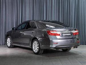 Седан Toyota Camry 2013 года, 1629000 рублей, Волгоград