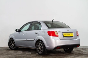 Седан Kia Rio 2010 года, 719000 рублей, Сургут