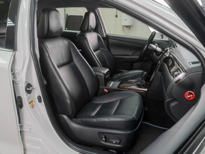 Седан Toyota Camry 2018 года, 2568000 рублей, Тюмень