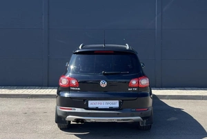 Внедорожник Volkswagen Tiguan 2010 года, 1070000 рублей, Солонцы