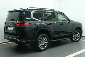 Внедорожник Toyota Land Cruiser 2021 года, 11490000 рублей, Красноярск