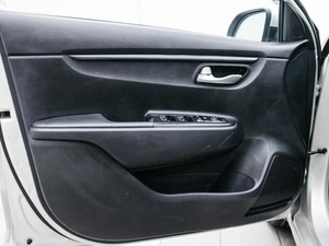 Седан Kia Rio 2019 года, 1389000 рублей, Красноярск