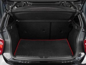 Хетчбэк BMW 1 серия 2013 года, 1049000 рублей, Тюмень