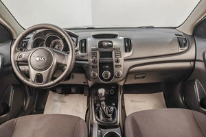 Седан Kia Cerato 2010 года, 749000 рублей, Челябинск