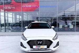 Седан Hyundai Sonata 2017 года, 1890000 рублей, Солонцы