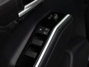 Внедорожник Toyota Highlander 2025 года, 5997077 рублей, Москва