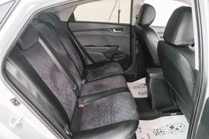 Седан Hyundai Solaris 2018 года, 1259000 рублей, Красноярск