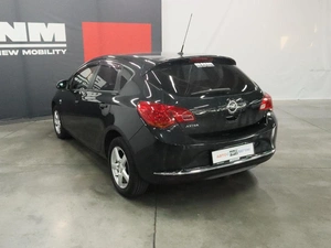 Хэтчбек Opel Astra 2014 года, 1050000 рублей, Курск