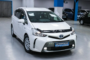 Универсал Toyota Prius Alpha 2017 года, 1598000 рублей, Солонцы