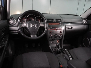 Седан Mazda 3 2006 года, 729000 рублей, Воронеж
