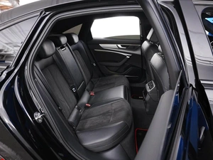 Седан Audi A6 2018 года, 3449077 рублей, Москва