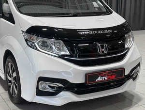 Минивэн Honda Stepwgn 2016 года, 1840000 рублей, Красноярск