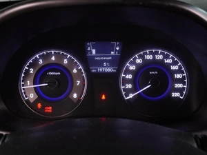 Хетчбэк Hyundai Solaris 2011 года, 799000 рублей, Воронеж