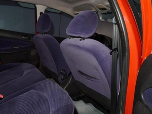 Хетчбэк Peugeot 206 2004 года, 319111 рублей, Тверь