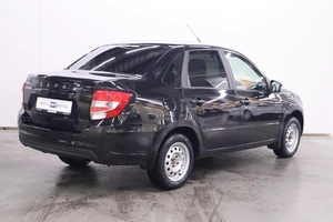 Седан ВАЗ (LADA) Granta 2023 года, 680000 рублей, Брянск