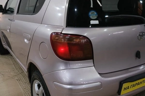 Хетчбэк Toyota Vitz 2003 года, 349000 рублей, Новокузнецк