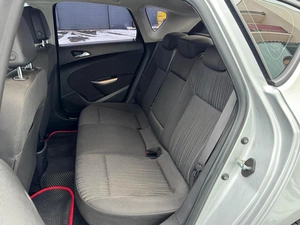 Хетчбэк Opel Astra 2012 года, 899000 рублей, Кропоткин