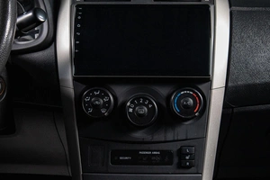 Седан Toyota Corolla 2007 года, 789000 рублей, Сургут