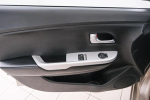 Седан Kia Rio 2013 года, 769000 рублей, Красноярск