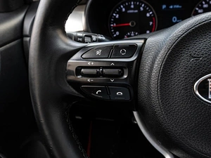 Седан Kia Rio 2017 года, 1500000 рублей, Краснодар