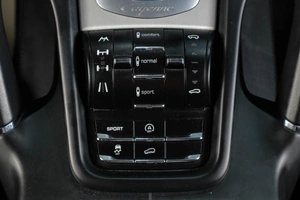 Внедорожник Porsche Cayenne S 2012 года, 2619000 рублей, Тюмень