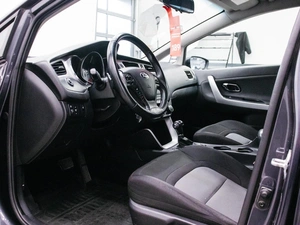 Хетчбэк Kia Ceed 2015 года, 1050000 рублей, Красноярск