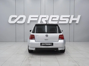 Хетчбэк Volkswagen Golf 2002 года, 550000 рублей, Ростов-на-Дону