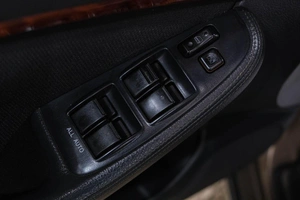 Седан Toyota Avensis 2005 года, 729000 рублей, Новокузнецк
