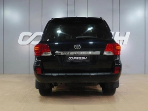 Внедорожник Toyota Land Cruiser 2013 года, 3819000 рублей, Воронеж